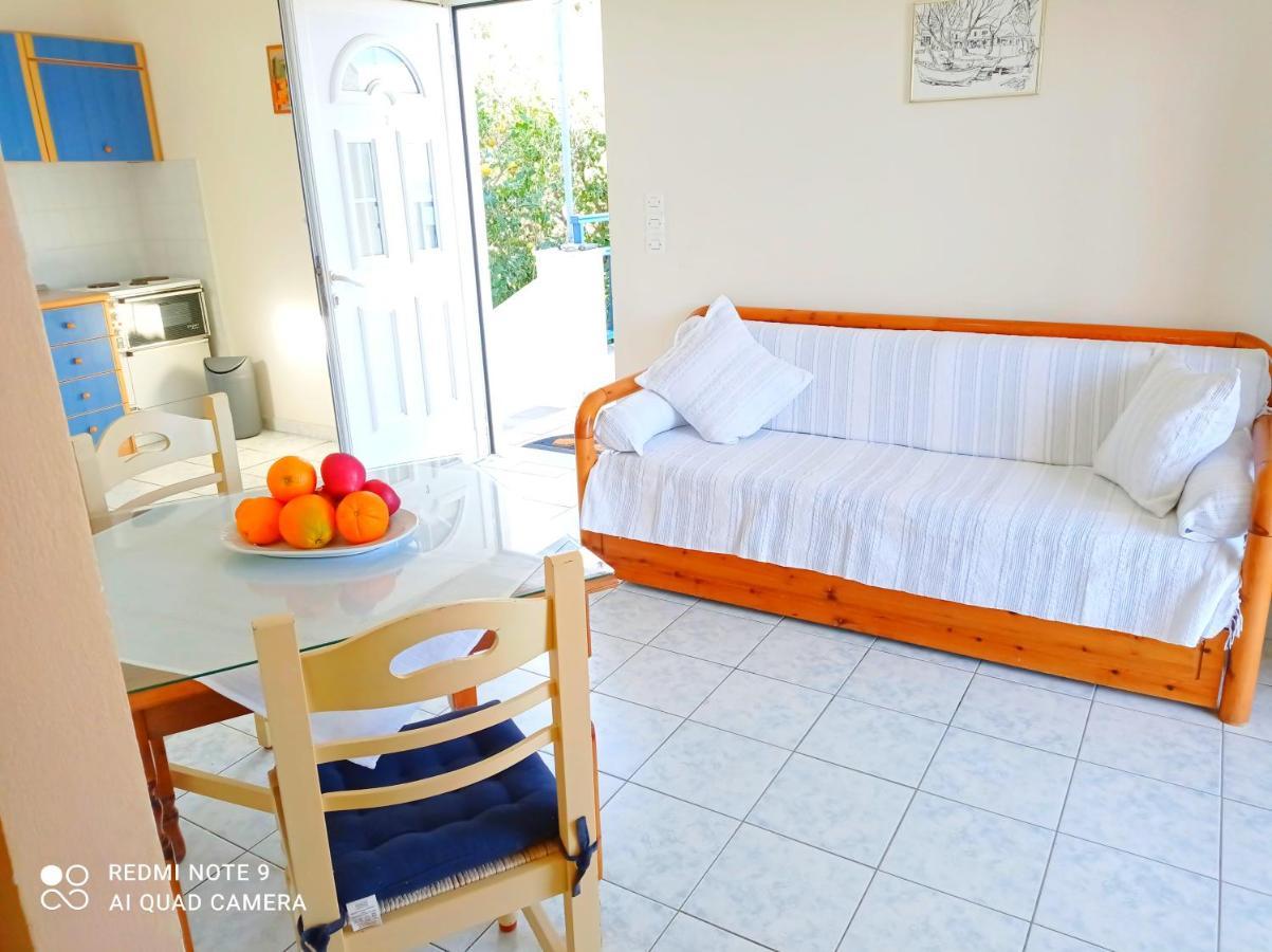 Evangelia House Sea View Apartments Agia Pelagia  المظهر الخارجي الصورة