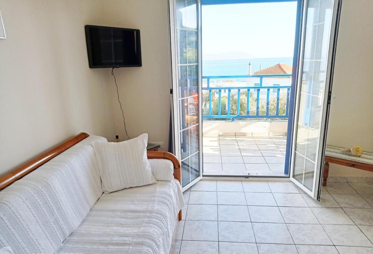 Evangelia House Sea View Apartments Agia Pelagia  المظهر الخارجي الصورة