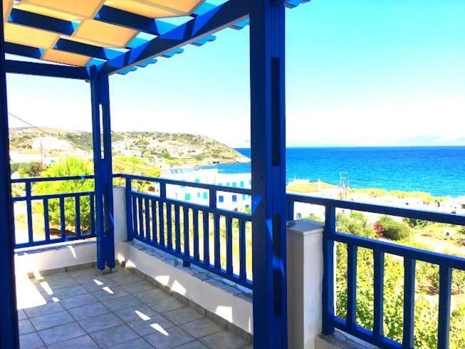 Evangelia House Sea View Apartments Agia Pelagia  المظهر الخارجي الصورة
