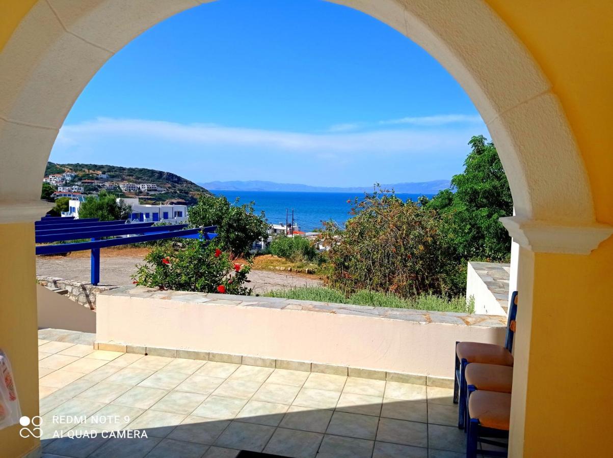 Evangelia House Sea View Apartments Agia Pelagia  المظهر الخارجي الصورة